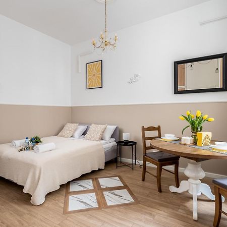 Malila Premium Apartments City Center Kazimierz Starowislna 41 Krakow Luaran gambar